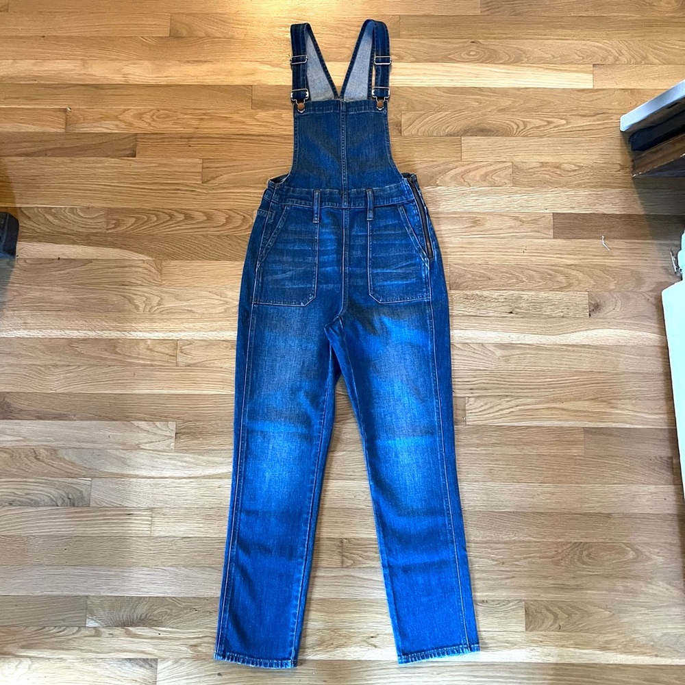 Madewell Denim Stovepipe Overalls - Picture 4 of 9